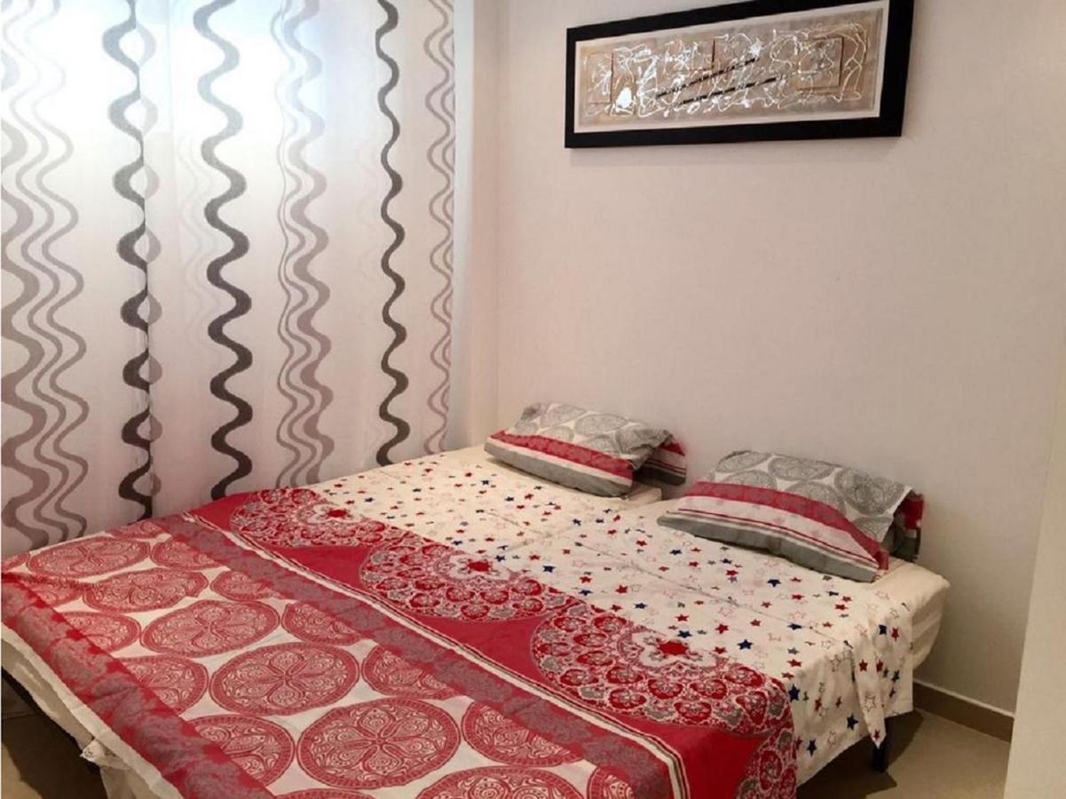 Levante Beachfront Luxury Apartment 베니돔 외부 사진