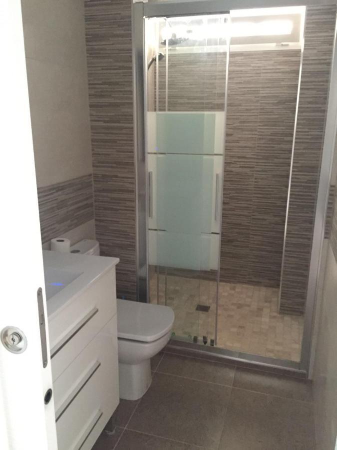 Levante Beachfront Luxury Apartment 베니돔 외부 사진
