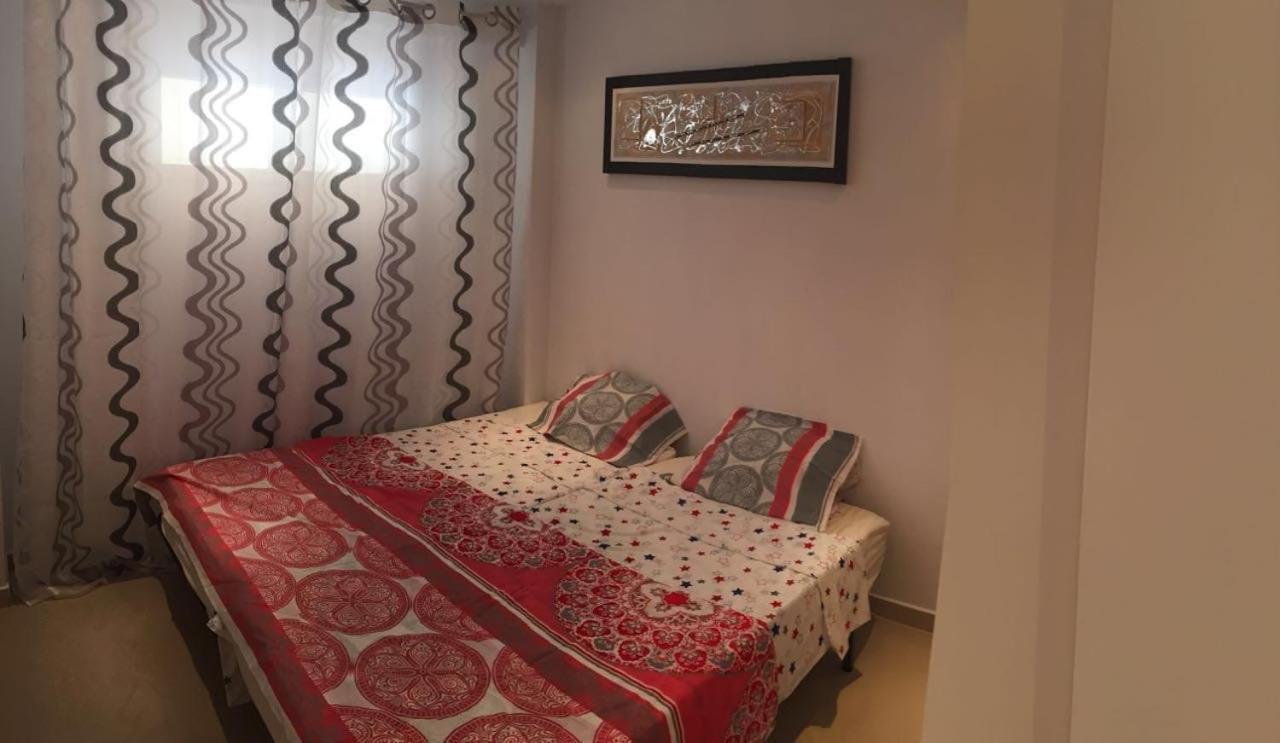 Levante Beachfront Luxury Apartment 베니돔 외부 사진